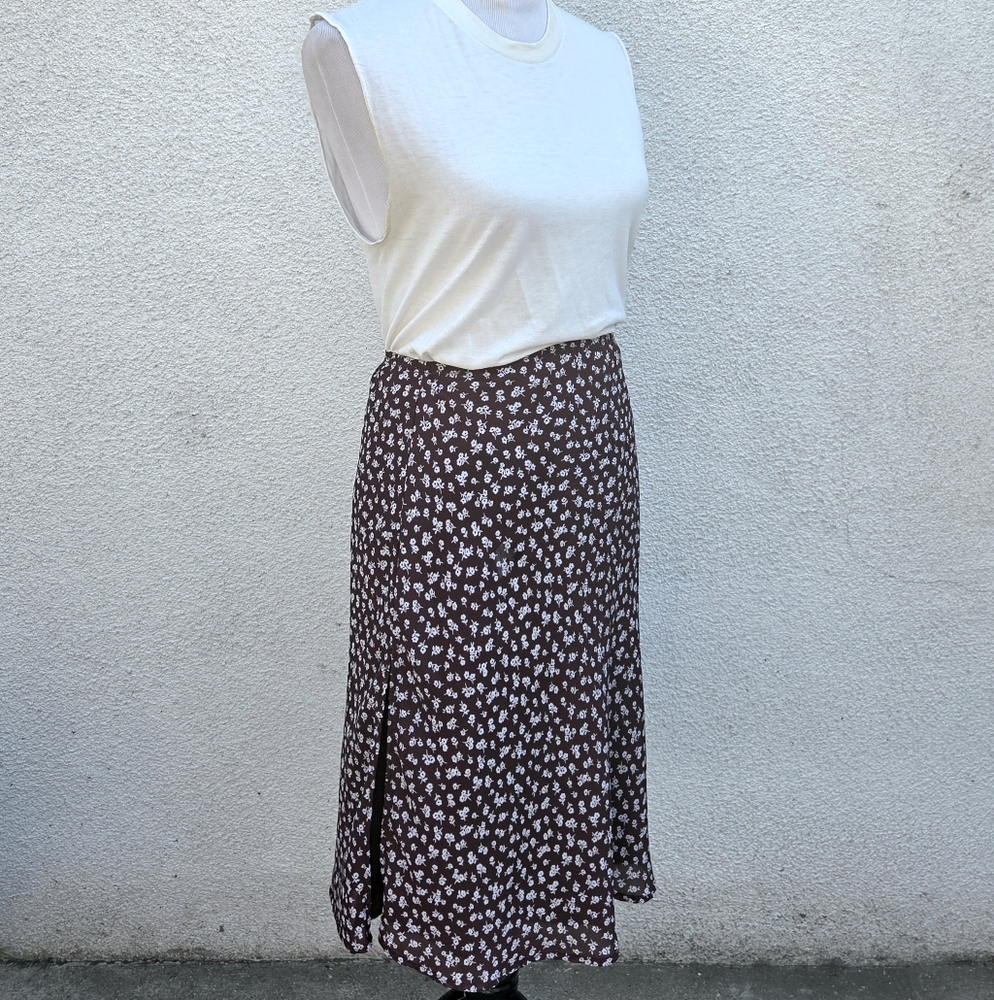 Vintage 1990s 2000s Brown Floral Slip Skirt / Brown & White Daisies Skirt